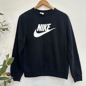 Nike Black Crewneck Sweatshirt – Size Boys XL